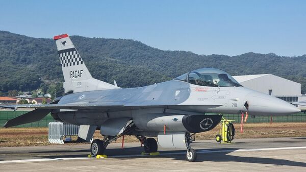 媒体：F-35战斗机获得携带核武器的认证