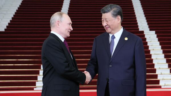 2023年10月17日，俄罗斯总统普京与中华人民共和国主席习近平在北京举行的第三届 一带一路 国际合作高峰论坛与会代表团团长迎宾仪式上 - 俄罗斯卫星通讯社