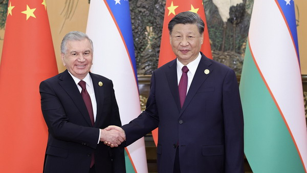 2023年10月，习近平会见乌兹别克斯坦总统米尔济约耶夫 资料图 - 俄罗斯卫星通讯社