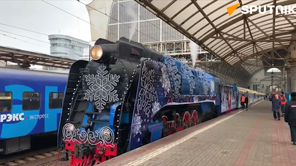 严寒老人列车开启新年之旅 - 俄罗斯卫星通讯社