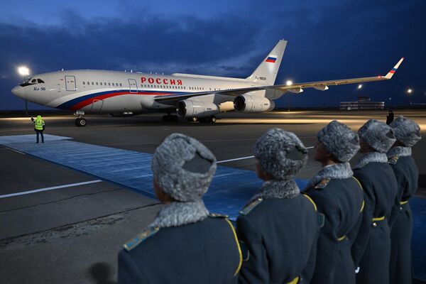 俄总统普京抵达阿斯塔纳进行正式访问 - 俄罗斯卫星通讯社