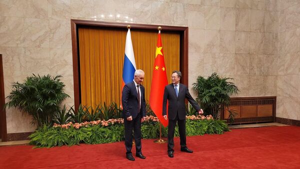 俄第一副總理別洛烏索夫和中國國務院副總理丁薛祥舉行會談 - 俄羅斯衛星通訊社