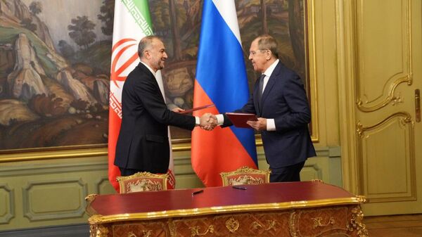 俄伊兩國外長簽署反制裁文件 - 俄羅斯衛星通訊社