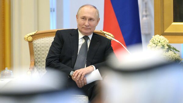 民调：70%的俄罗斯人认为普京应该竞选新任期 - 俄罗斯卫星通讯社