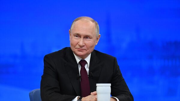 “统一俄罗斯”党大会一致支持普京参加总统选举