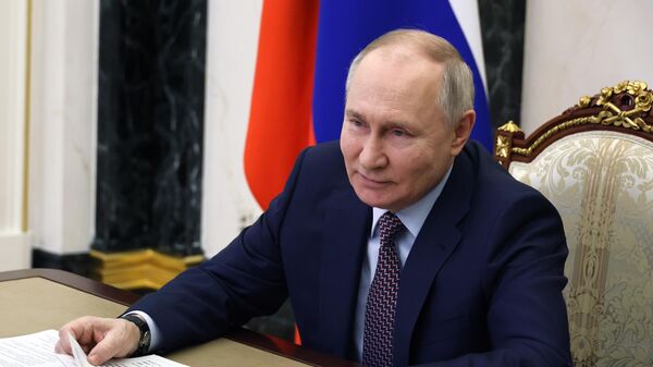 普京在与阿塞拜疆总统谈话中指出俄阿两国关系处于高水平 - 俄罗斯卫星通讯社
