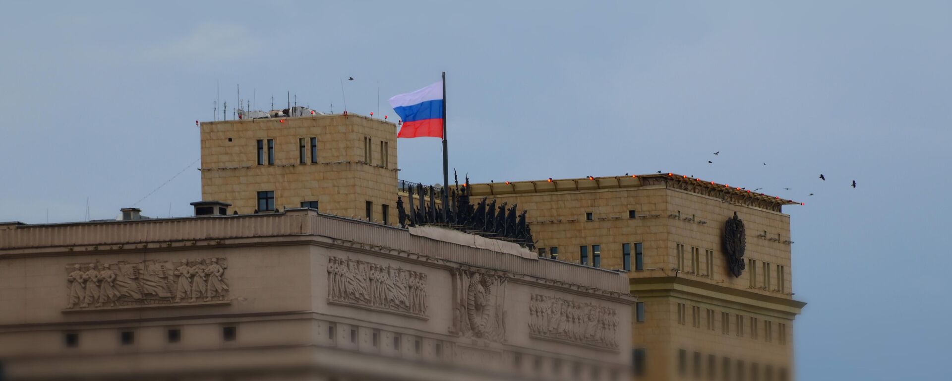 俄國防部：俄防空系統夜間擊落130架烏軍無人機  - 俄羅斯衛星通訊社, 1920, 13.11.2025
