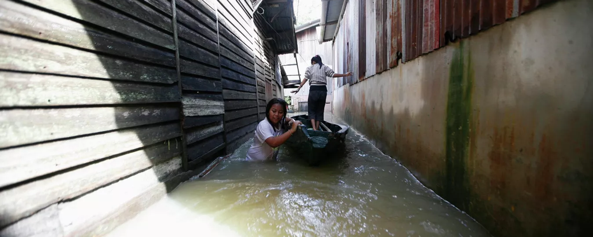馬來西亞爆發洪水 25000余人撤離 - 俄羅斯衛星通訊社, 1920, 26.12.2023