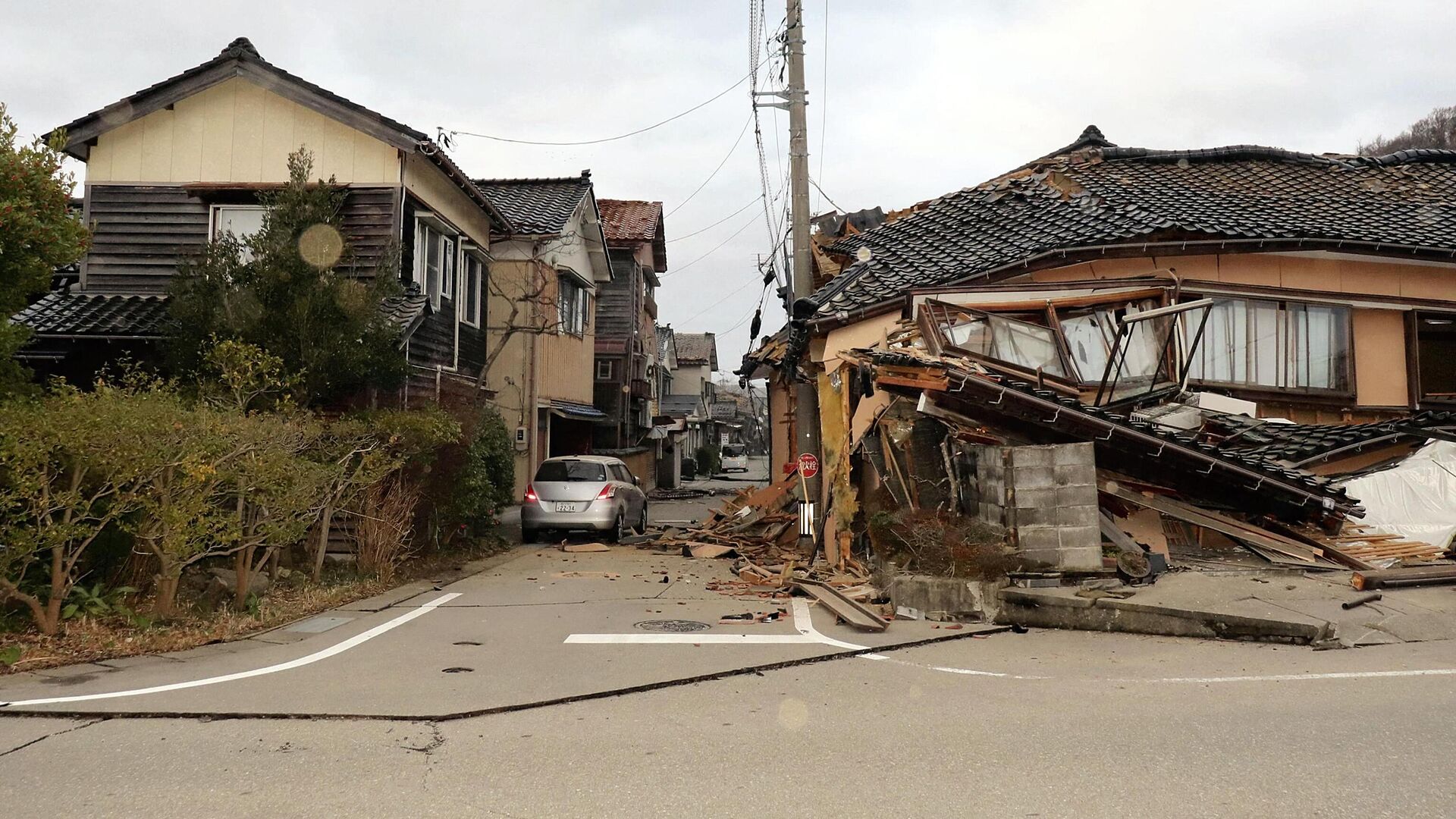 日本学者得出结论地震后海啸高度在一些地方超过4米 - 俄罗斯卫星通讯社, 1920, 05.01.2024