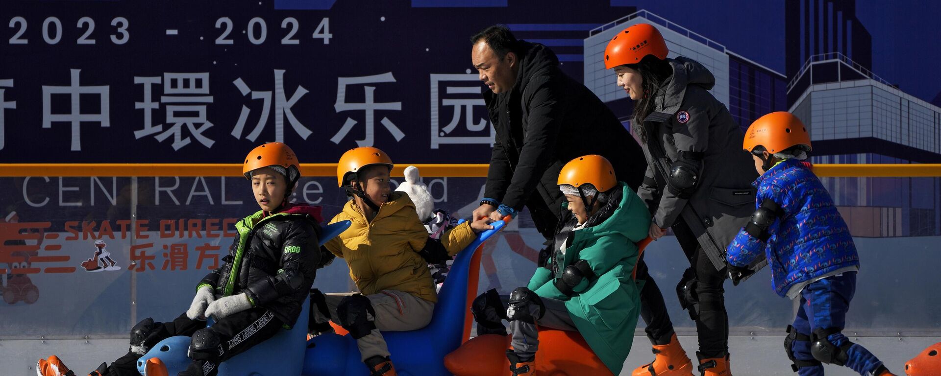 从改变孩子到改变父母：中国现代家庭教育出现哪些新变化？ - 俄罗斯卫星通讯社, 1920, 07.11.2024