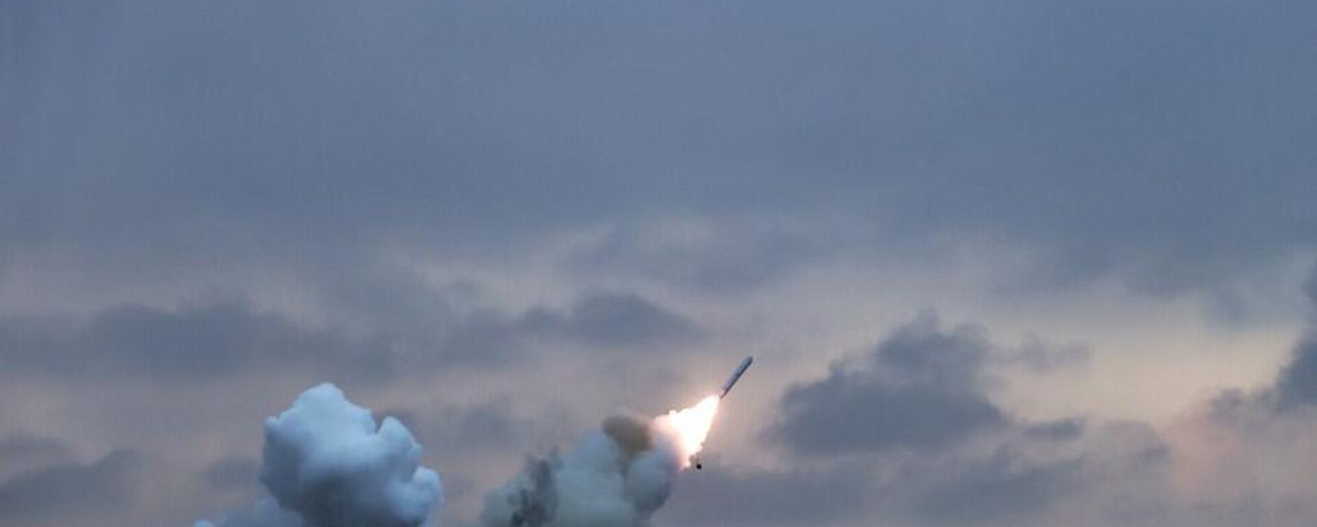 朝鮮向日本海方向發射一枚彈道導彈 - 俄羅斯衛星通訊社, 1920, 18.03.2024
