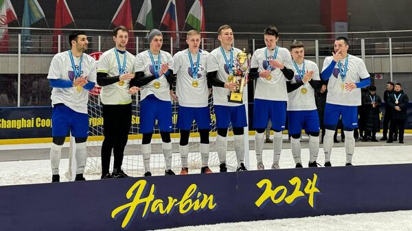 俄运动员们在上合组织雪地足球赛中获胜 - 俄罗斯卫星通讯社
