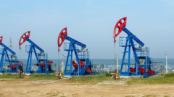 油價於4月29日伴隨地緣政治風險緩解而下跌 - 俄羅斯衛星通訊社