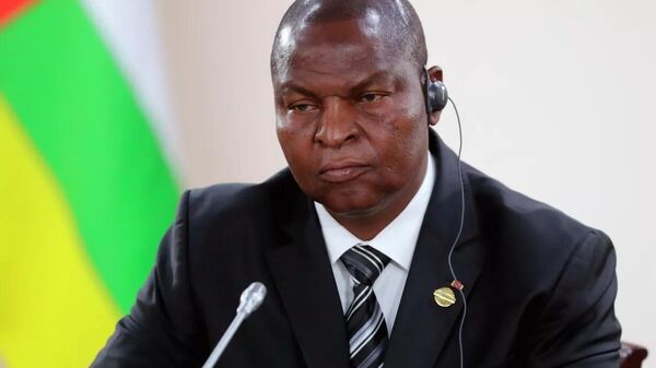 中非共和國駐俄大使：中非共和國總統抵達莫斯科 - 俄羅斯衛星通訊社