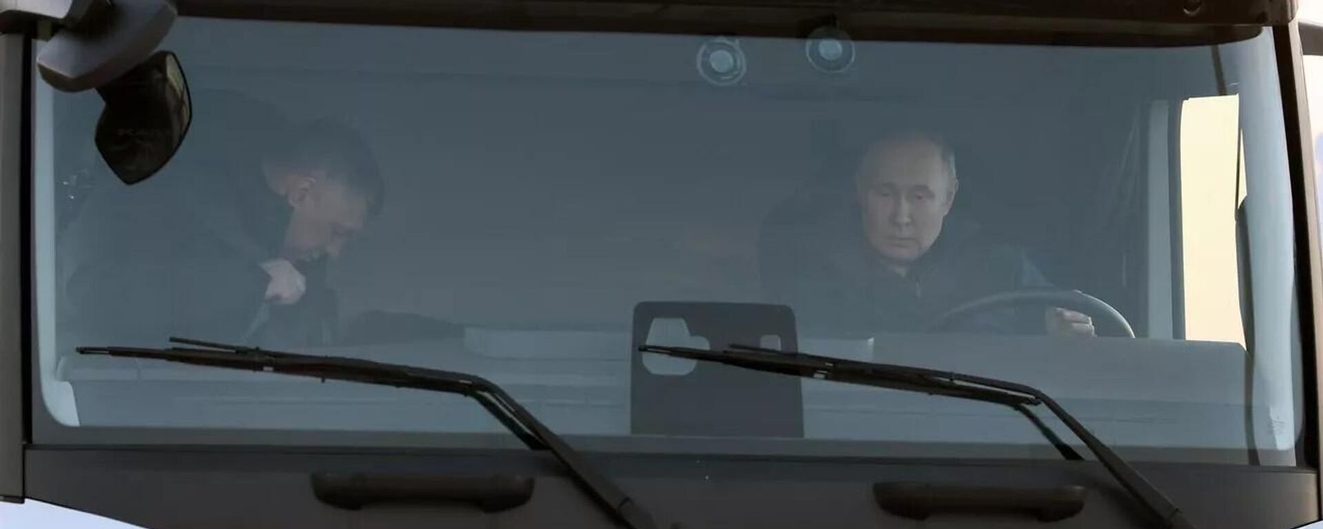 普京駕駛“卡瑪斯”喀山附近M-12“東方”公路段 - 俄羅斯衛星通訊社, 1920, 23.02.2024