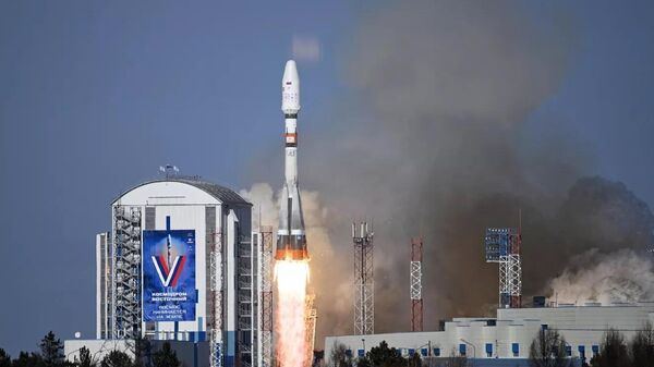 俄國家航天集團：伊朗帕爾斯1科研衛星和俄羅斯17顆小衛星成功進入預定軌道
 - 俄羅斯衛星通訊社