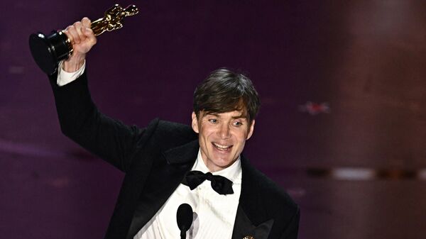 基里安·墨菲凭借《奥本海默》获奥斯卡最佳男主角奖 - 俄罗斯卫星通讯社