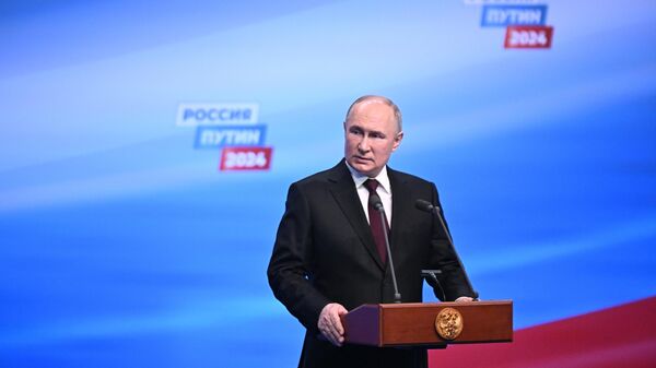 普京：总统选举表明俄罗斯对自身和未来充满信心 