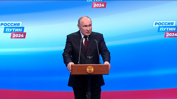 俄總統普京反問：敵對勢力會為俄羅斯選擇獨立自主發展拍手稱贊嗎？ - 俄羅斯衛星通訊社