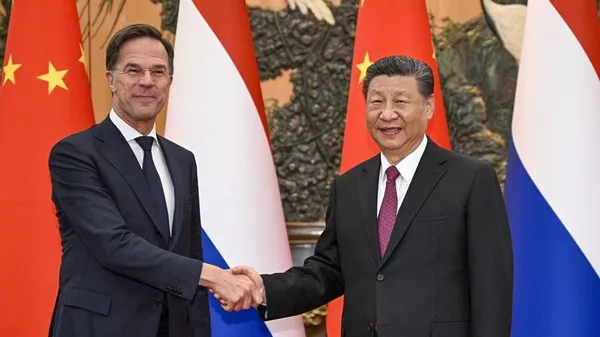 中国国家主席习近平同来华访问的荷兰首相吕特举行会谈 - 俄罗斯卫星通讯社