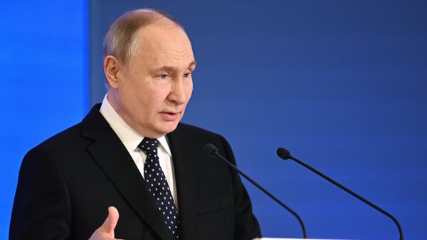 普京：俄罗斯被迫通过武装手段捍卫自身利益 - 俄罗斯卫星通讯社