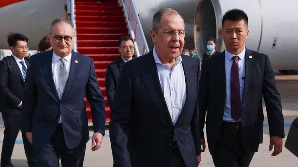 俄羅斯外長拉夫羅夫抵達北京 - 俄羅斯衛星通訊社