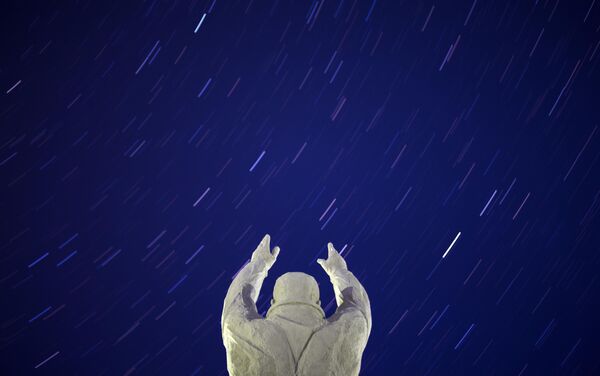拜科努尔市尤里·阿列克谢耶维奇·加加林纪念碑 - 俄罗斯卫星通讯社