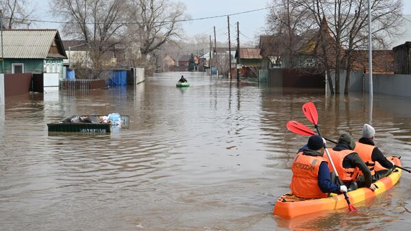 俄紧急情况部长：俄中正就阿穆尔河防洪开展协作 - 俄罗斯卫星通讯社