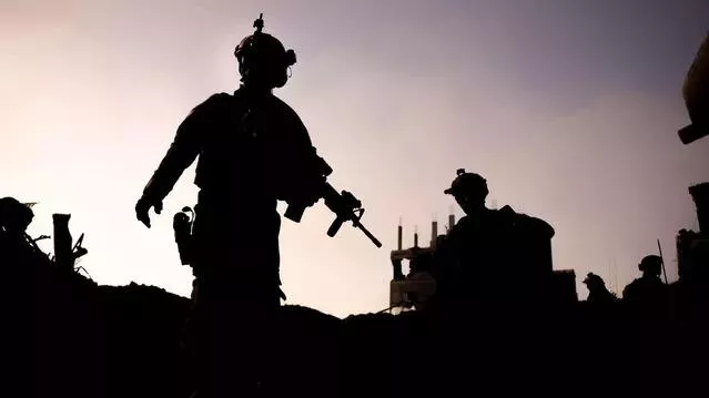 以色列空袭黎巴嫩南部难民住所