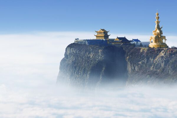 公元1世紀在中國峨眉山建造的第一座佛教寺廟 - 俄羅斯衛星通訊社