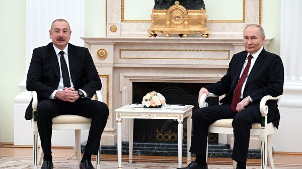 Путин и Алиев - 俄罗斯卫星通讯社