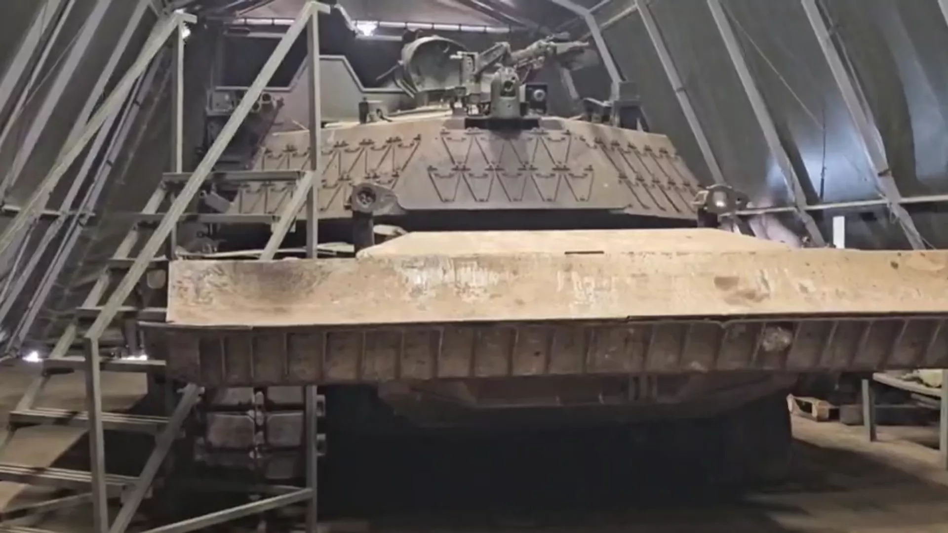 美制M88A“大力士“裝甲搶修車