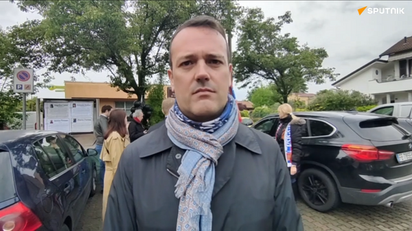 意大利一市长竞选人卡塔内奥介绍敖德萨遇难者广场 - 俄罗斯卫星通讯社