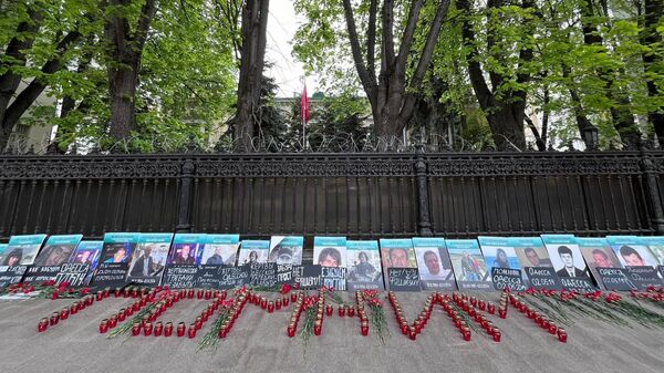 莫斯科紀念2014年敖德薩工會大樓慘案死難者 - 俄羅斯衛星通訊社