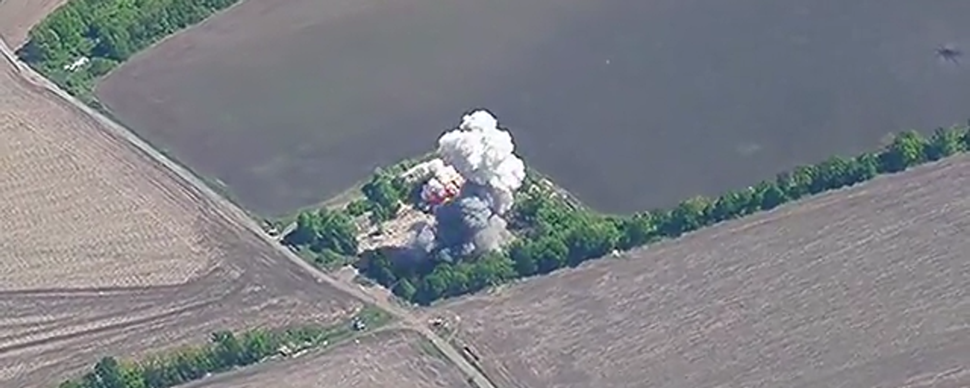 俄国防部：俄空天军在奥斯特罗韦尔希夫卡居民点地区摧毁IRIS-T防空导弹系统 - 俄罗斯卫星通讯社, 1920, 03.05.2024