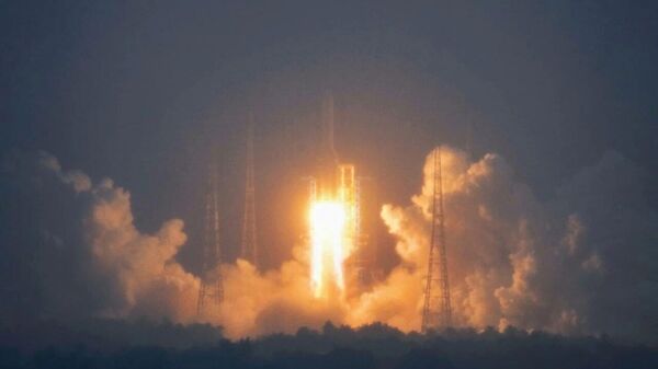 中国长征五号运载火箭已成功将嫦娥六号月球探测器送入地月转移轨道 - 俄罗斯卫星通讯社