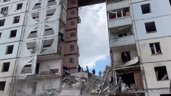 俄别尔哥罗德楼房坍塌事件致7人受伤，正进行居民疏散 - 俄罗斯卫星通讯社