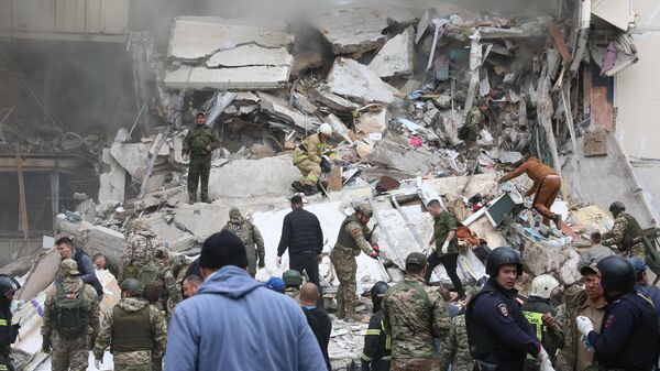 州长：别尔哥罗德楼房的废墟中发现2名遇难者 - 俄罗斯卫星通讯社