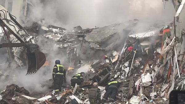 俄紧急情况部：别尔哥罗德倒塌楼房的死亡人数已升至6人 - 俄罗斯卫星通讯社