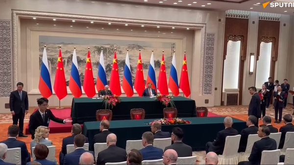 “今日俄羅斯”和新華社簽署舉辦金磚國家專家論壇的協議 - 俄羅斯衛星通訊社