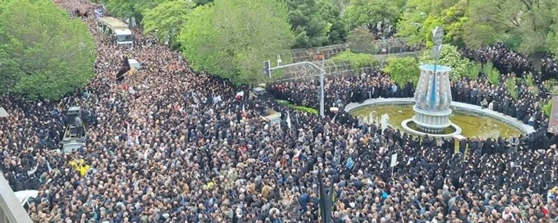 伊媒：伊朗大不里士市民參加總統萊希的遺體告別儀式 - 俄羅斯衛星通訊社, 1920, 21.05.2024