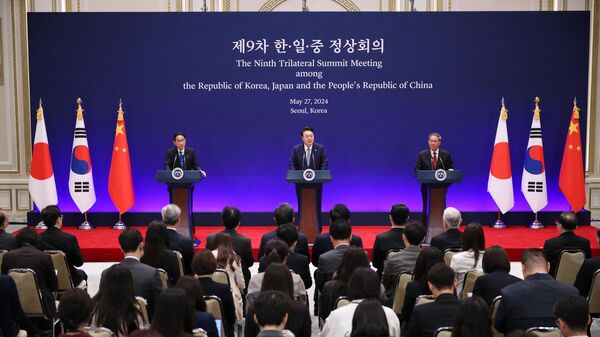 中日韩领导人会议时隔四年半在首尔开幕 - 俄罗斯卫星通讯社