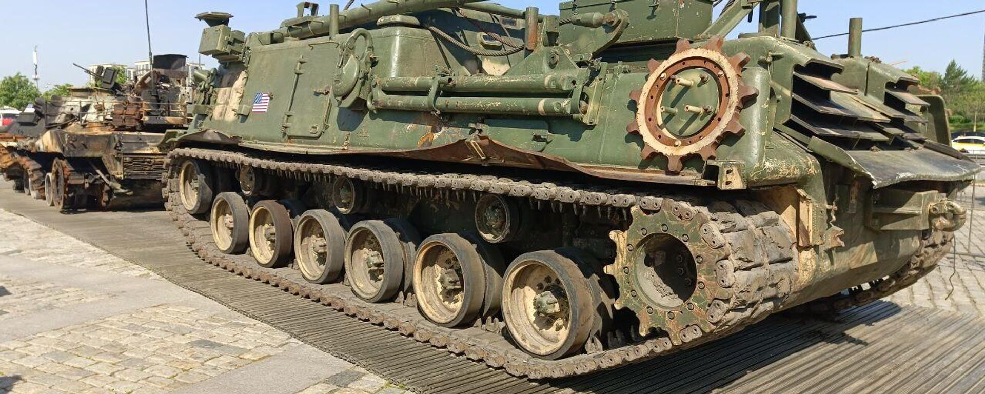 美国M88A1装甲抢修车 美国M88A1装甲抢修车 - 俄罗斯卫星通讯社, 1920, 27.03.2025