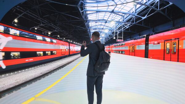 俄铁公司：未来俄高铁列车将实现无人驾驶并由人工智能控制 - 俄罗斯卫星通讯社