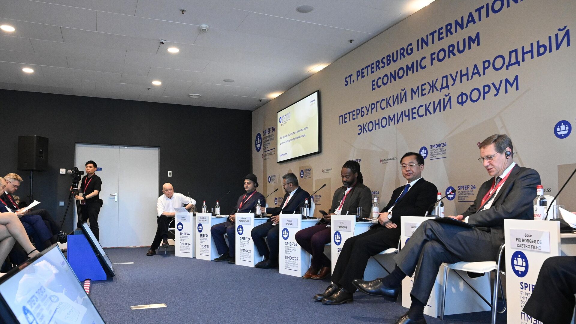 俄国家杜马第一副主席：15年来金砖国家创造国家合作的新典范 - 俄罗斯卫星通讯社, 1920, 06.06.2024