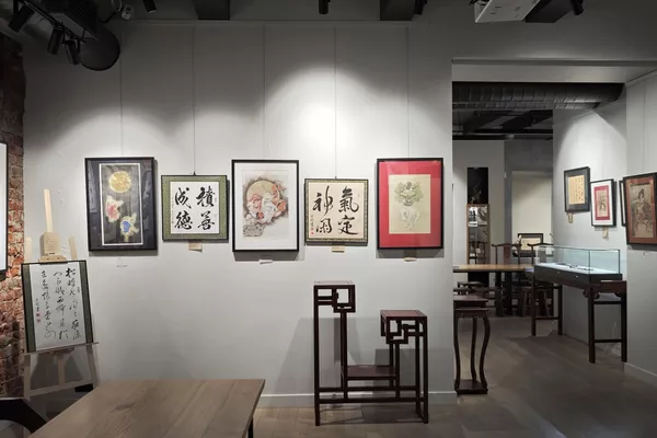 中國書畫作品在莫斯科展出 中國書畫作品在莫斯科展出 - 俄羅斯衛星通訊社