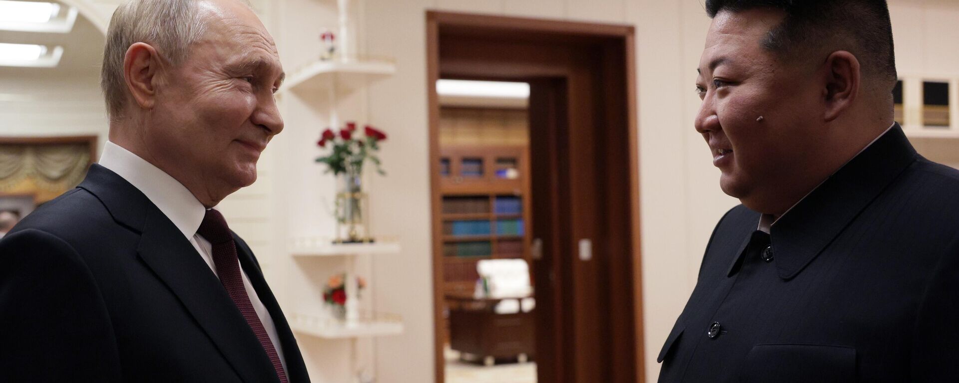 媒体：金正恩向普京致新年贺电 - 俄罗斯卫星通讯社, 1920, 27.12.2025