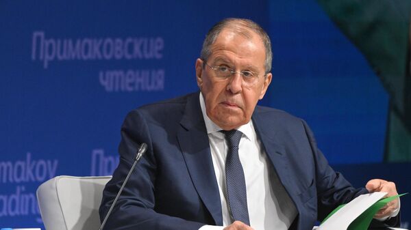 俄外长：有组织俄印中三国会议的计划