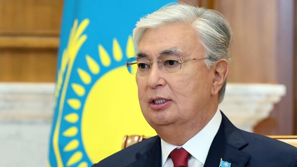 哈萨克斯坦总统：上合组织成员国对外贸易总额超8万亿美元 为世界贸易额之四分之一