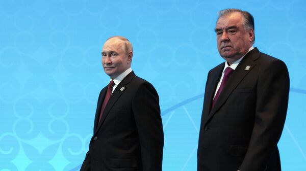 普京与塔吉克斯坦总统通电话，通报对俄美阿拉斯加会晤结果的评价 - 俄罗斯卫星通讯社